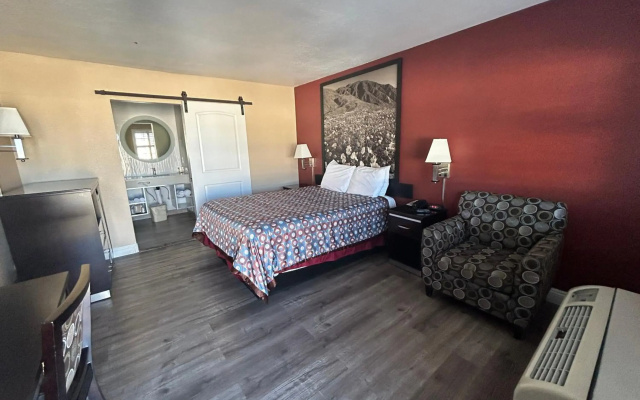 photo 5 of Motel 6 Pasadena, CA – Old Town Pasadena Area