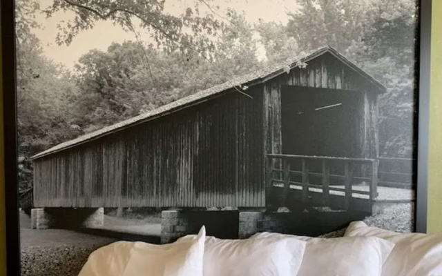 photo 3 of Super 8 Perryville