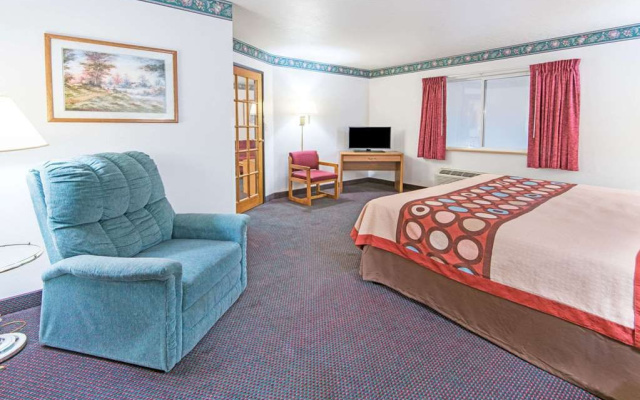 photo 4 of Super 8 By Wyndham Richfield Area