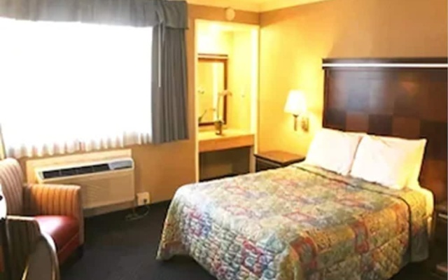 photo 3 of Inn@Bayshore