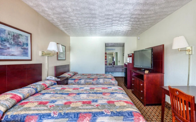 photo 3 of Super Inn Decatur