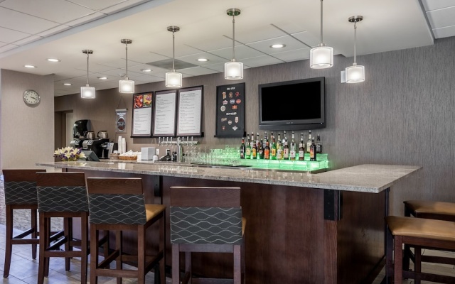 photo 5 of SureStay Hotel by BestWestern SeaTac Airport North