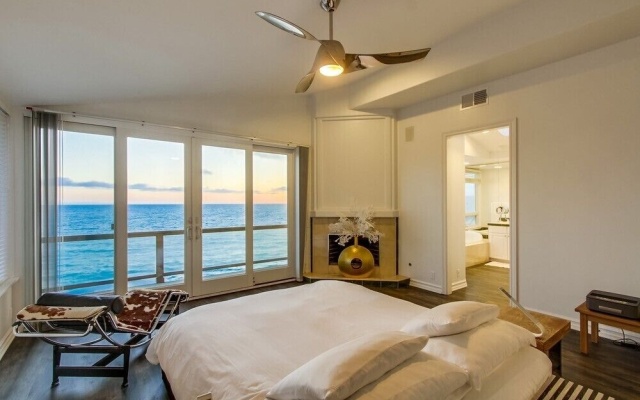 photo 5 of Surf House 3 Bedroom Home