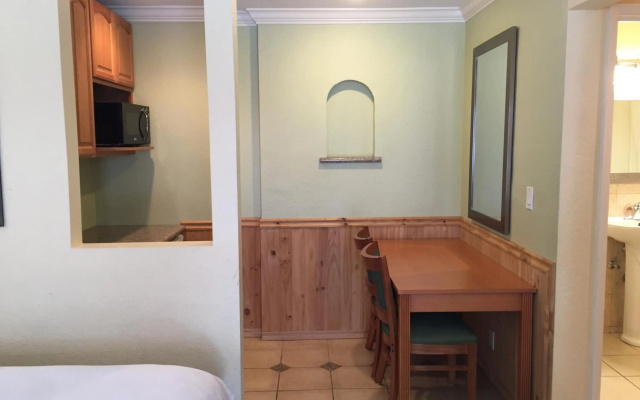 photo 3 of Surf Motel