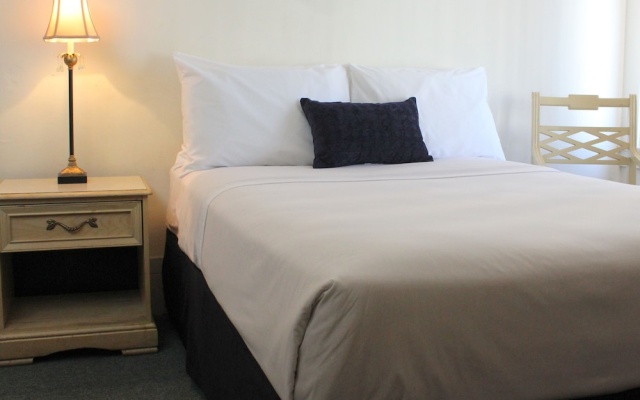 photo 2 of Sutter Hotel