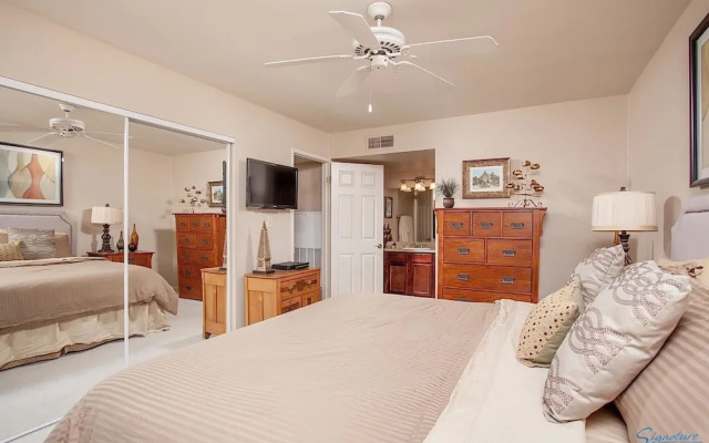 photo 2 of Sweet Escape By Signature Vacation Rentals