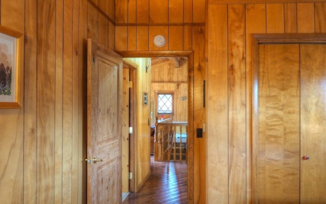 photo 4 of Tatanka Cabin - 3 Br Cabin