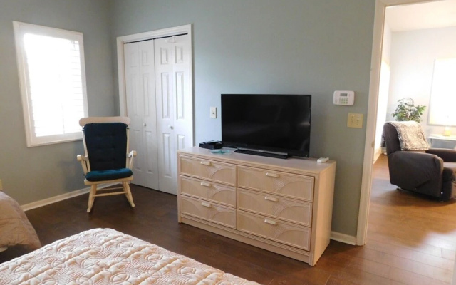 photo 2 of Teal Lake Condo #2211 2 Bedrooms 2 Bathrooms Condo