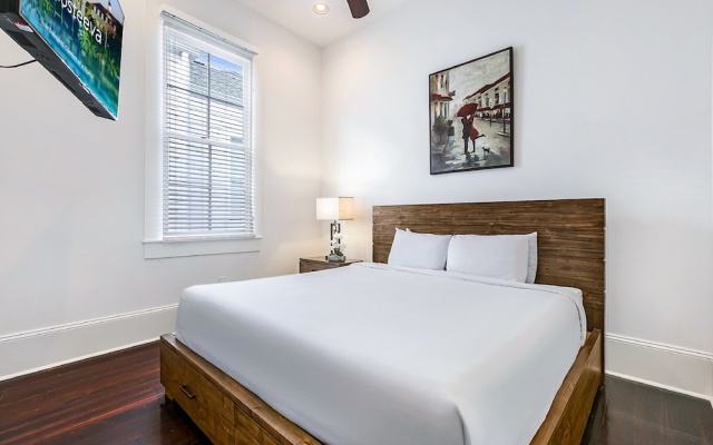 photo 5 of Terpsichore-Carondelet Residences