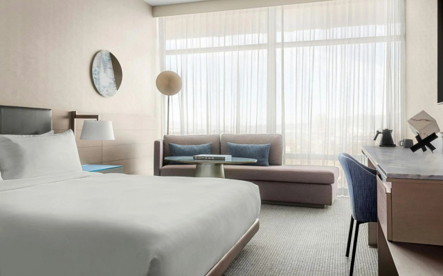 photo 2 of TETRA Hotel, Autograph Collection