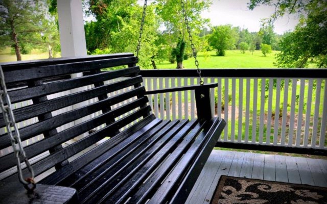 photo 2 of Texas Forest Country Retreat