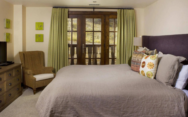 photo 3 of Ascent by East West Hospitality