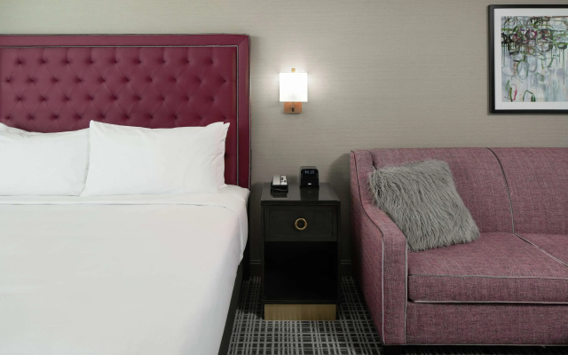 photo 5 of The Axis Moline Hotel, Tapestry Collection by Hilton