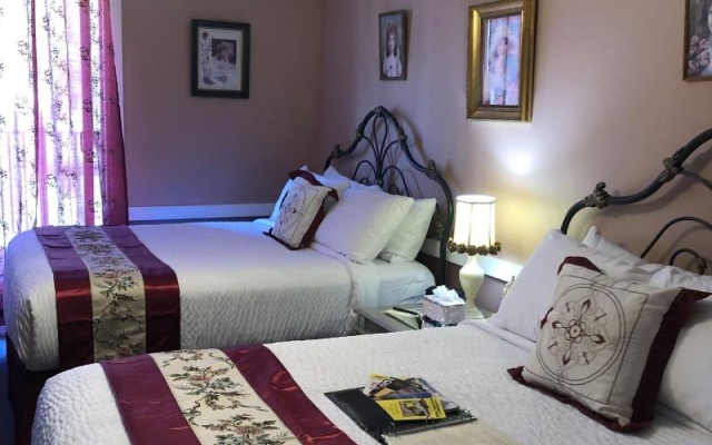 photo 4 of The Bent Elbow Hotel
