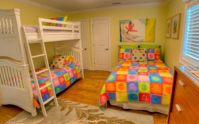 photo 4 of The Blue Horizon Apartment 9
