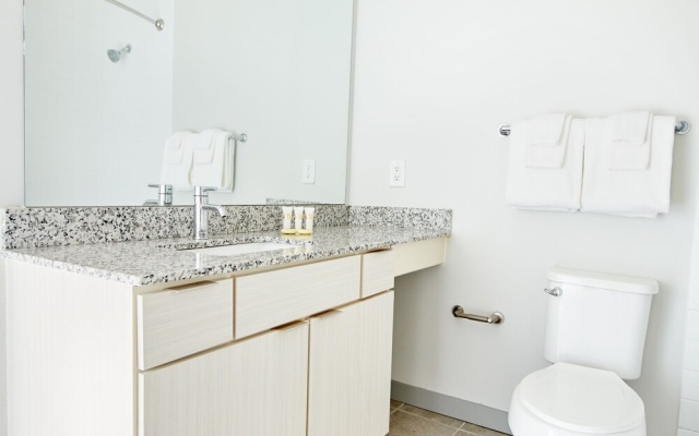 photo 3 of The Byron by Sonder