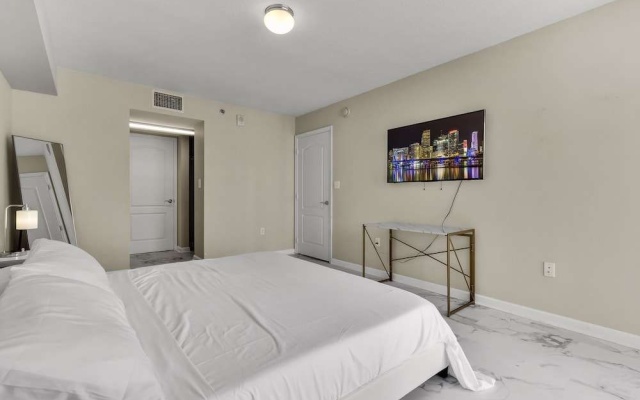 photo 5 of The Club at Brickell Bay Luxury Suites