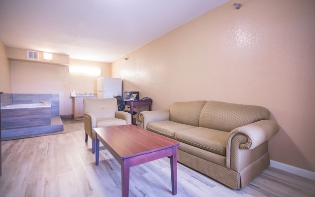 photo 5 of Crossroads Hotel & Suites