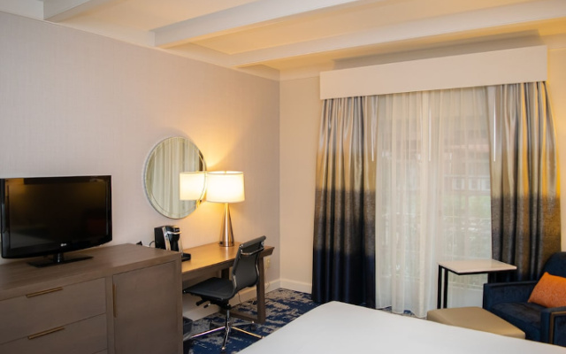 photo 3 of The Desmond Hotel