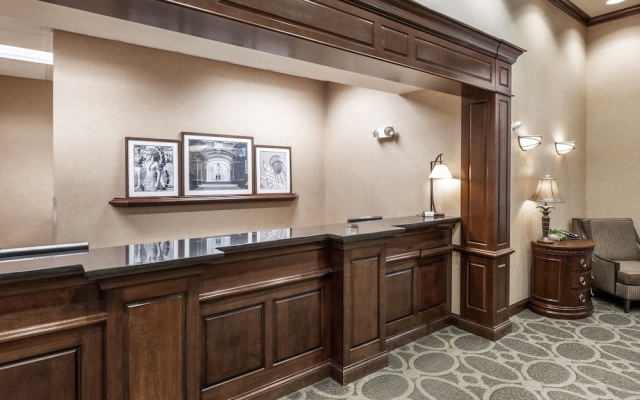 photo 4 of The Elms Hotel