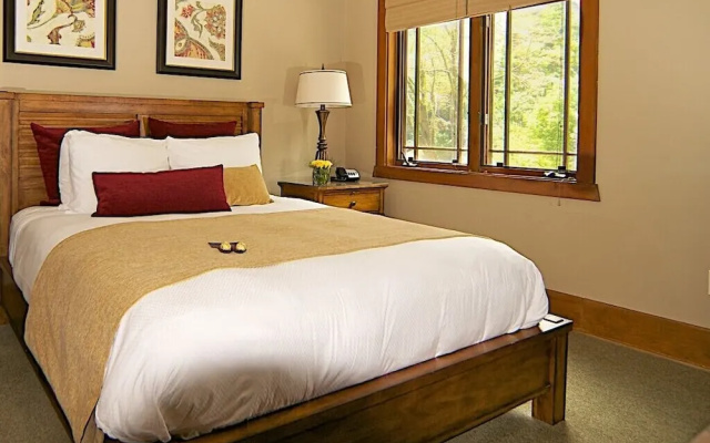 photo 4 of The Esmeralda Inn at Lake Lure