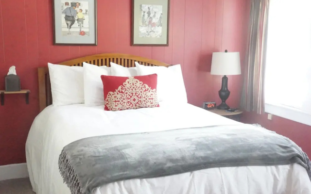 photo 5 of The Frogtown Inn