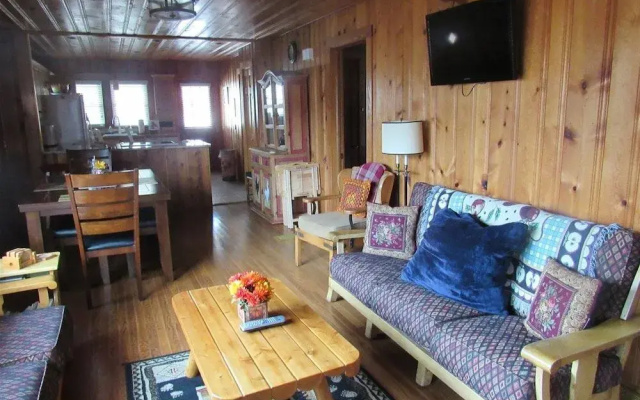 photo 5 of The Getaway