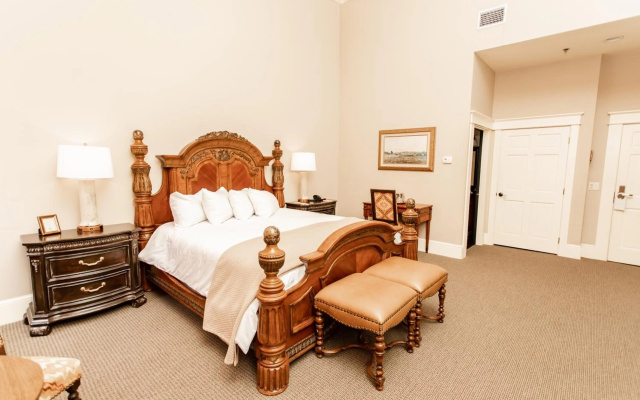 photo 2 of The Grand Hotel