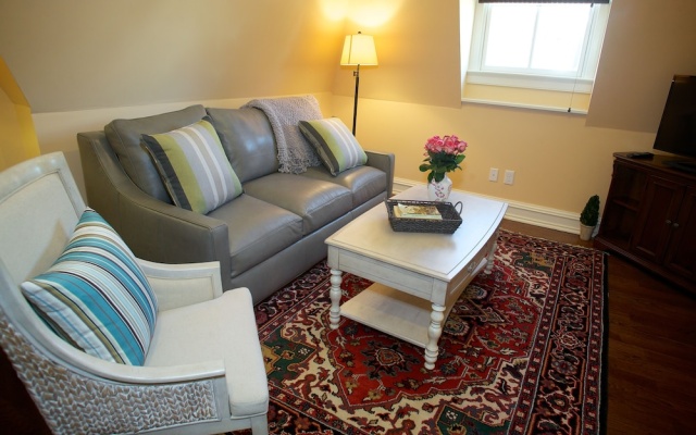 photo 3 of The Guesthouse at the Norwalk Inn
