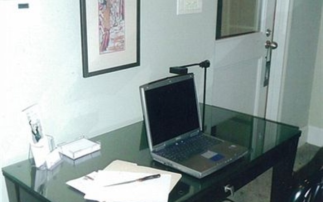 photo 5 of The Guesthouse on Allen Street