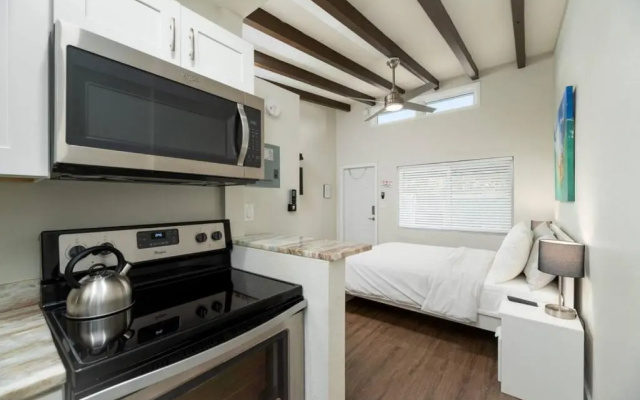 photo 2 of The Hideaway at Lake Ridge 2