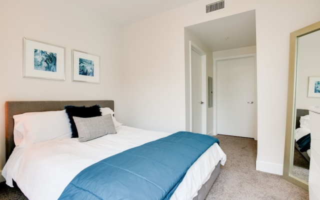 photo 3 of The Hollywood Madonna Apartment