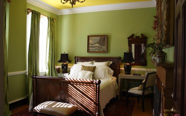 photo 5 of Inn at Court Square