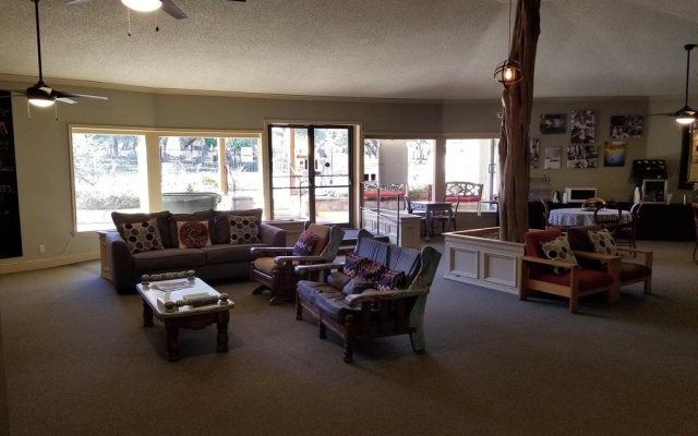 photo 4 of The Lodge at Cypress Falls