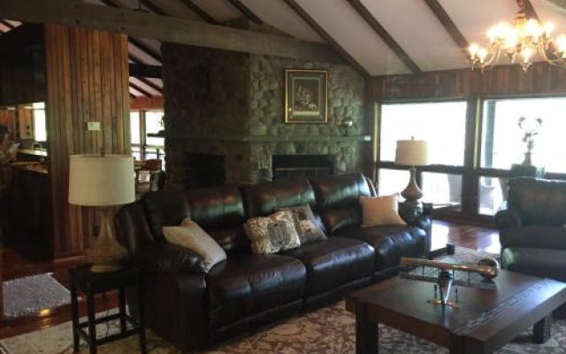 photo 5 of The Lodge in Sugar Hollow