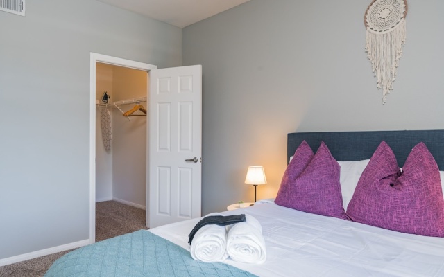 photo 4 of The Luxe Suites of Oceanside with Pool & Gym