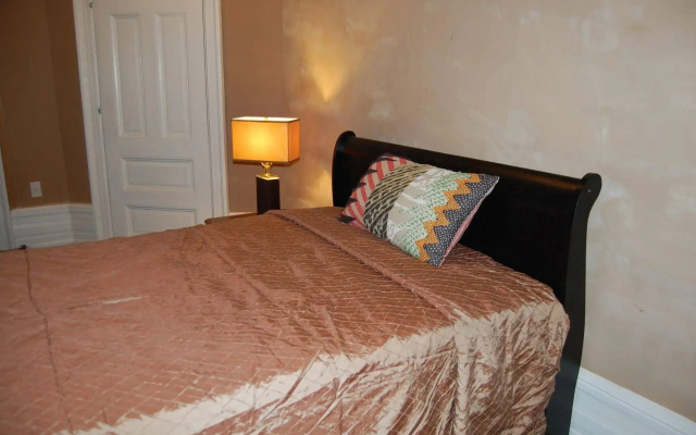 photo 3 of The Melva Inn - Harlem