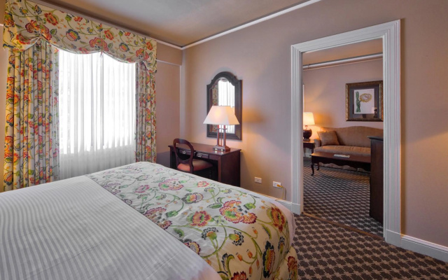photo 5 of Menger Hotel