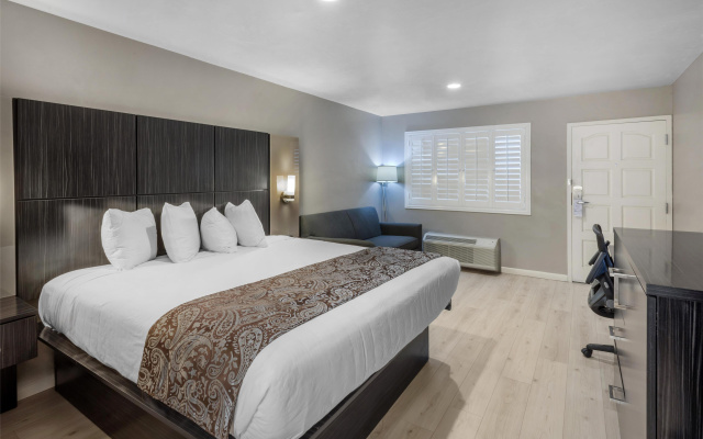 photo 3 of SureStay Plus by Best Western Santa Clara Silicon Valley