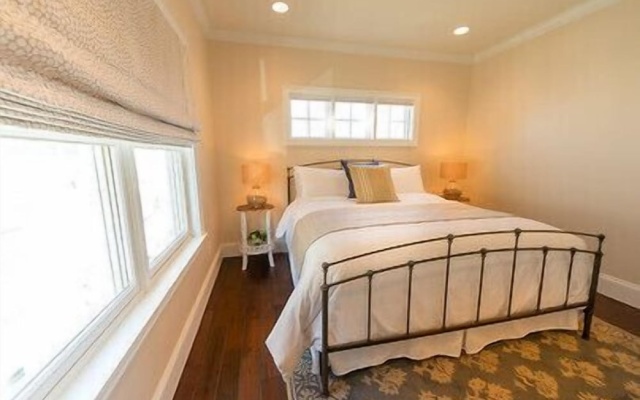 photo 3 of The Newport Lofts - 546 Thames Street