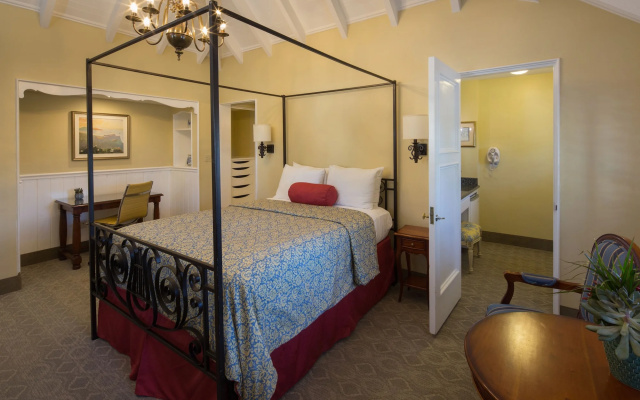 photo 4 of Normandy Inn