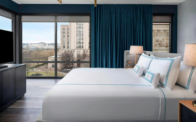 photo 5 of The Oaklander Hotel, Autograph Collection