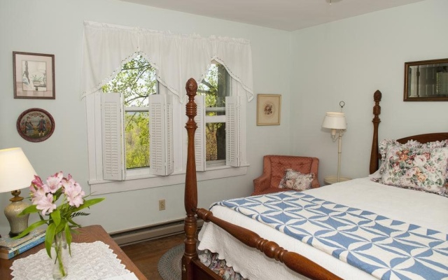 photo 3 of The Orchard Inn