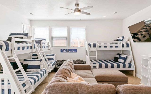 photo 4 of The Pearl at Desert Shores by RedAwning
