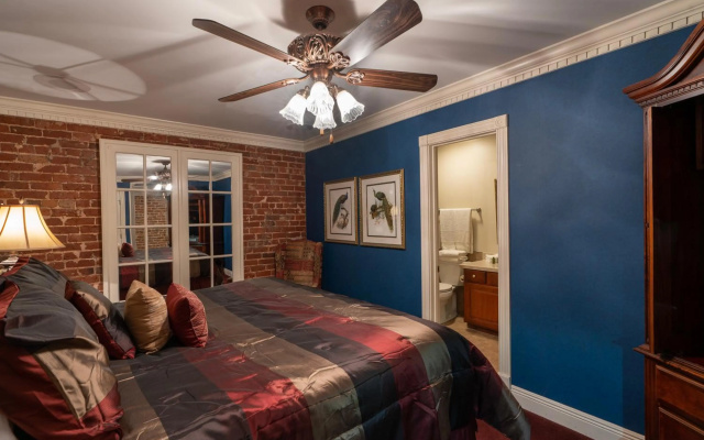 photo 5 of The Quarter House