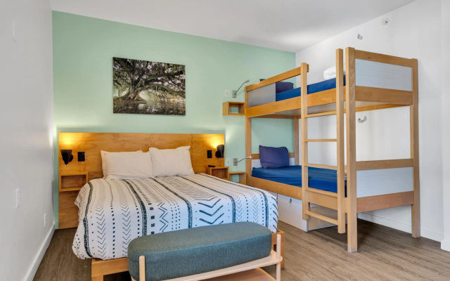photo 3 of The Quisby Hotel