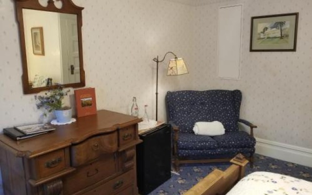 photo 3 of The Raford Inn