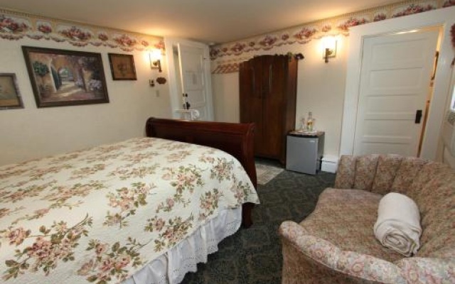 photo 5 of The Raford Inn