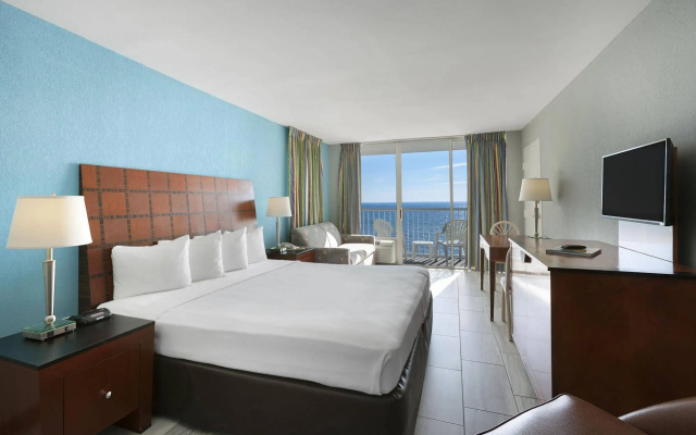 photo 2 of Crown Reef Resort