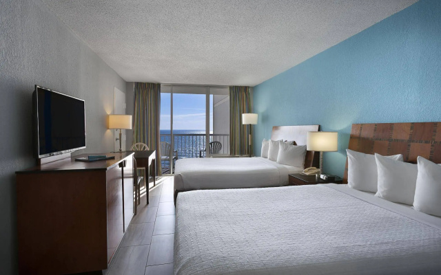 photo 3 of Crown Reef Resort